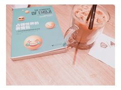 -钟书阁(群光广场店)