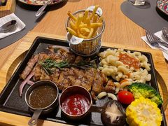 -麓椿花园西餐厅(海乐世界店)