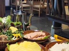 -野山舂·贵州现舂酸汤牛肉(东山店)