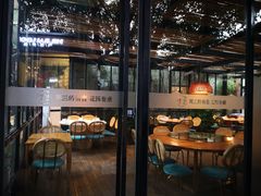 -周三的情书花园餐厅(江北店)