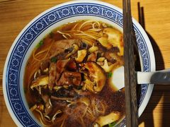-沪西老弄堂面馆(定西路店)