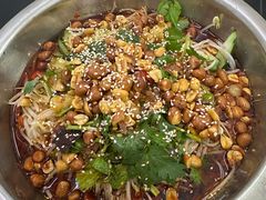 -周良天山牛杂城(天山路总店)
