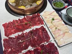 -牛村来人潮汕牛肉火锅(西单店)