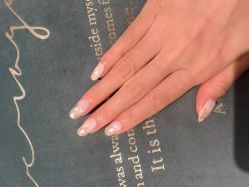 -纤指百魅美甲美睫