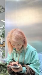 -Tloml salon
