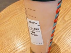 -星巴克(上海虹桥站2A检票口)