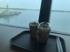 -抱抱地球咖啡馆(国家海洋博物馆店)