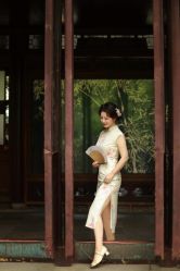 -一揽芳华汉服旗袍体验馆(拙政园店)