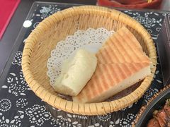 -八两八金·莱芜特色炒鸡(市南漳浦路店)