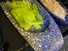 莴笋片-哥老官重庆美蛙鱼头(龙湖杭州金沙天街店)