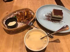 -必胜客(WOW中心城店)