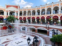 -佛罗伦萨小镇广佛名品奥特莱斯(疏港路店)