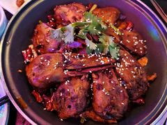 -粉墨特色菜·烧烤音乐酒馆