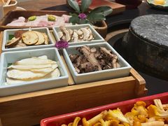 -蘑界·野生菌火锅(深业上城店)