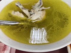 清炖母鸡汤-老丘丘(较场口店)