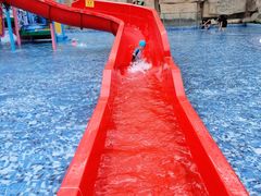 -三岔湖环球融创天堂洲际酒店水乐园