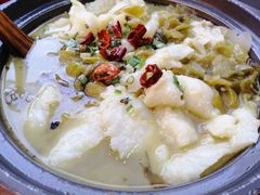 -周鱼小馆石锅酸菜鱼(活力汇店)
