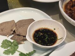 -新虹楼饭庄(崇明陈家镇店)