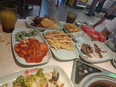 -佰烧海鲜烤肉火锅自助(世茂国际广场店)