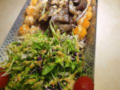 香煎梅花肉配烤小土豆-四小姐的店(泉舜店)