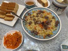 -汗腾格里·风味餐厅(新疆驻京办店)