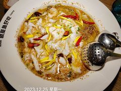 -酸渡·老坛酸菜鱼·现炒下饭菜(港惠新天地店)