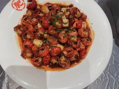 -肥肥虾庄·金牌油焖大虾(杨园滨江时代walk店)