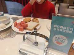 -舜耕山庄四时万和自助餐厅