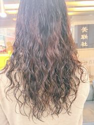 -镁连社·美联社