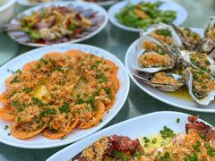 -四川小胡子海鲜(丁村万人海鲜广场店)