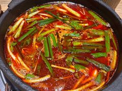 -贵厨酸汤牛肉(花果园国际中心店)