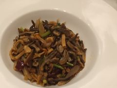 -新丁香海鲜酒店(银海商贸城店)