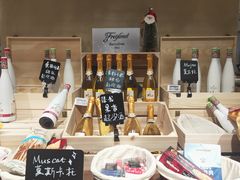 -七鲜超市(瑞虹天地太阳宫店)