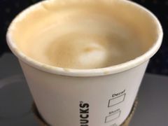 馥芮白-星巴克(广州南站A18检票口楼上)