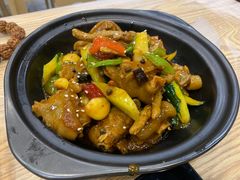 -江城燕子大排档(江汉路步行街店)