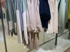 -COS(月星环球港店)