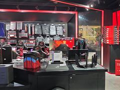 -ROG玩家国度(美罗城店)