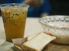 -啰啰冰屋(景洪总店)
