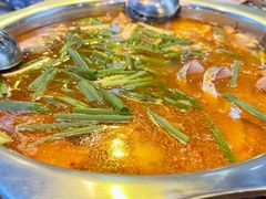 高原鲢鱼-大理.老字号渝记酸萝卜乌鱼(古城总店)
