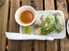 -乌托邦酒吧和餐厅