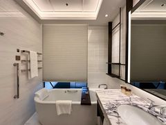 -上海前滩香格里拉大酒店