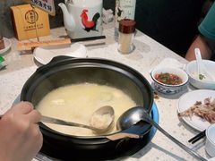 胡椒猪肚鸡-顺德公广东猪肚鸡·煲仔饭(白石洲店)