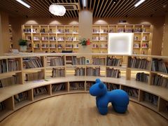 -漕河泾街道图书馆(漕河泾社区文化活动中心店)