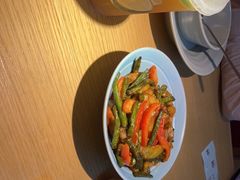 -蜜桃餐厅·伴山(绿宝广场店)