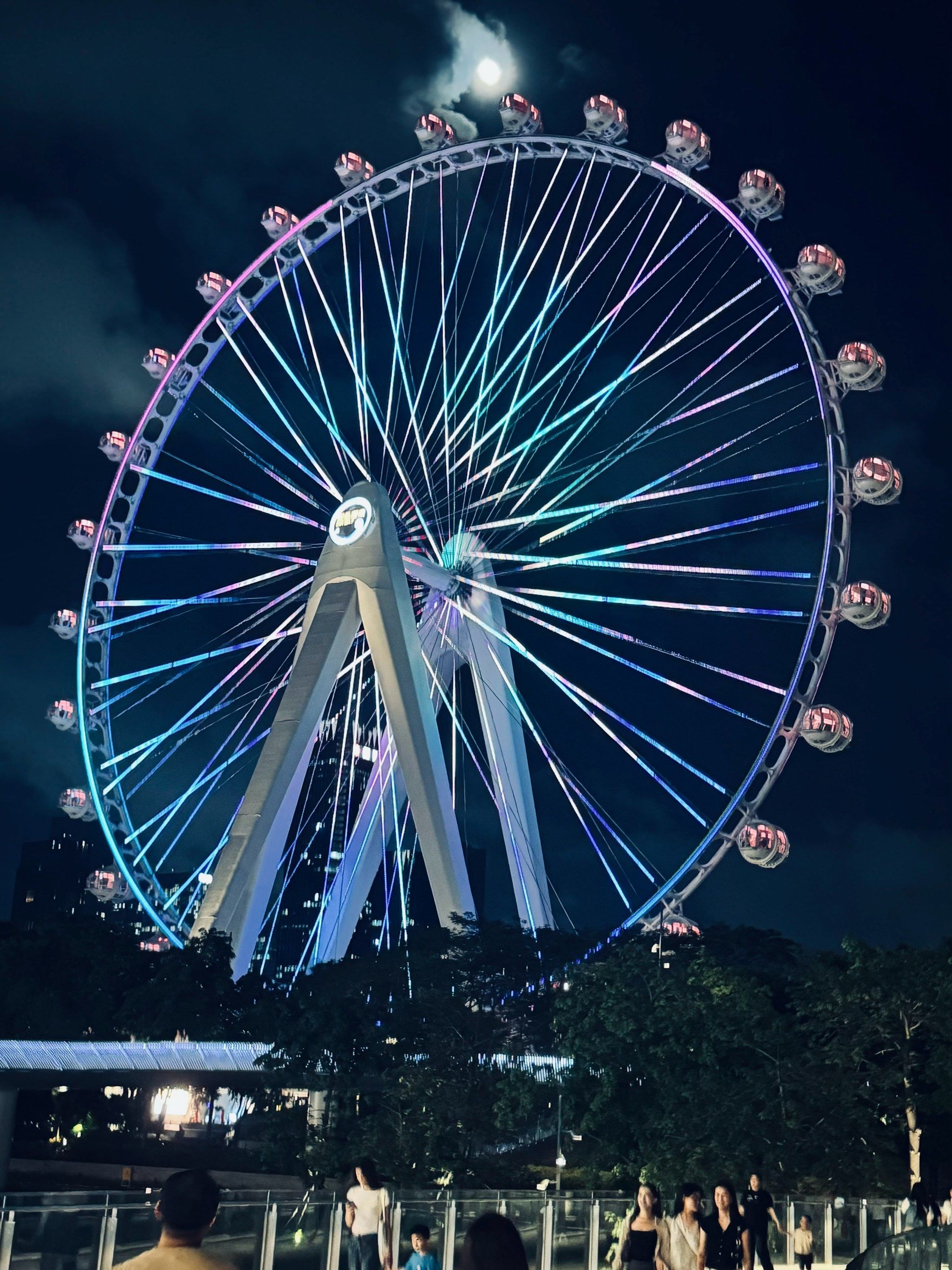 深圳免费好去处:深圳欢乐港湾,夜景真的很美腻