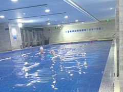 -小蓝鲸游泳培训基地(石景山店)
