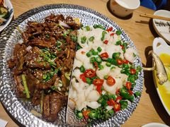 -小鱼小牛·鱼牛干锅·脆鱼火锅(世欧广场店)