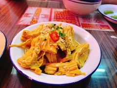 -三镇卤货二公司(汉街店)