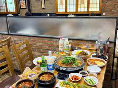 -喇喇排骨火锅·传统韩式脊骨汤(望京西园总店)