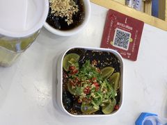 -鲁员外地锅鸡地锅鱼(古墩路店)